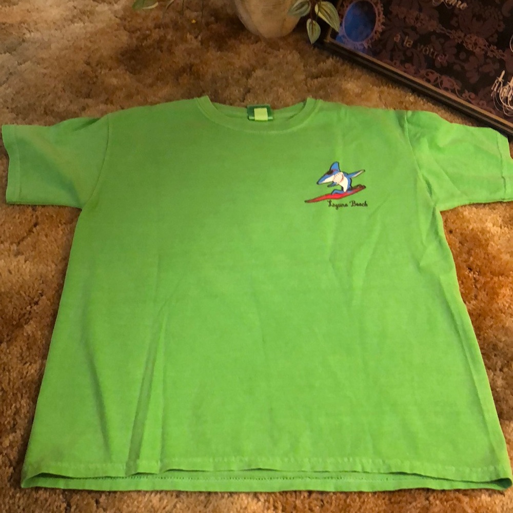 Blue 84 Laguna Beach T-shirt new Size Medium Youth